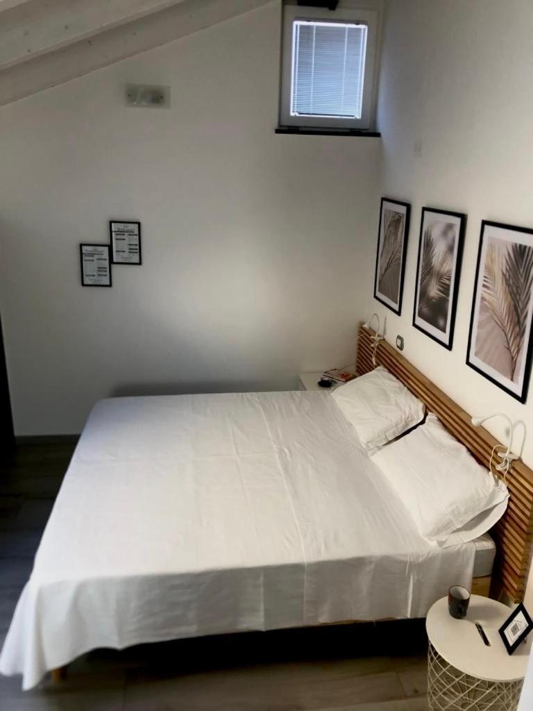 The Sweet Attic Room - De Vivo Realty Meta Di Sorrento 外观 照片
